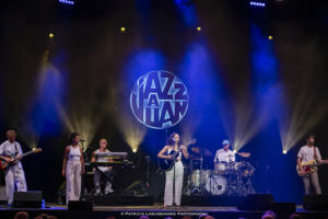 Maë Defays à Jazz à Juan 2026 — le concert en images